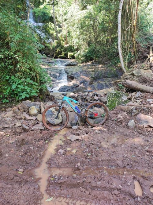 Cascata na subida do Arroio Belo na Terceira Légua